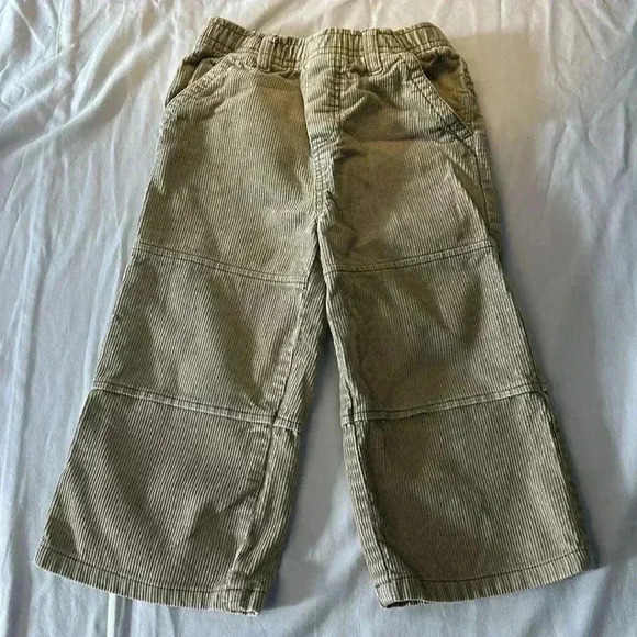 The Children's Place  - 2 piece toddler outfit/set. Size 2 - Picture 4 of 6